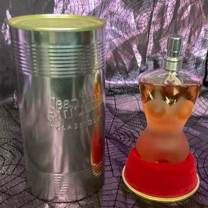Jean Paul Gaultier Classique perfume